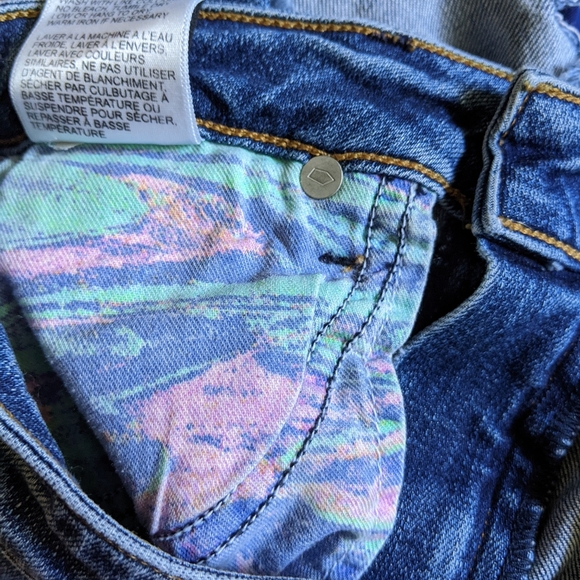 Super high rise denim shorts by Paradise Mine - Picture 8 of 9